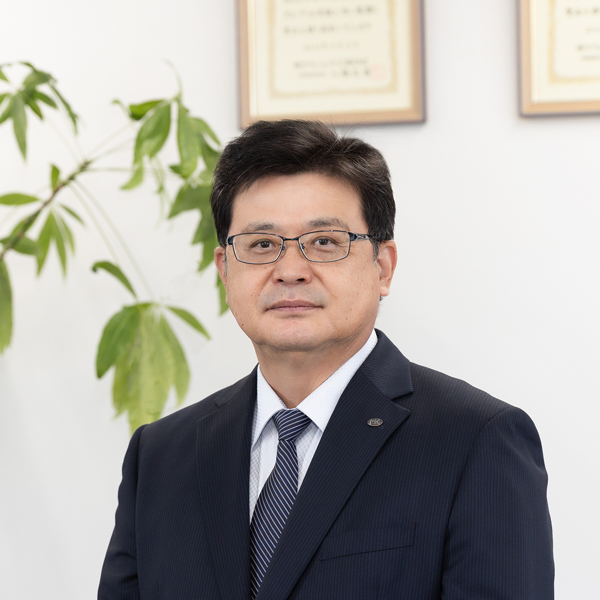 代表取締役社長：本渡隆文